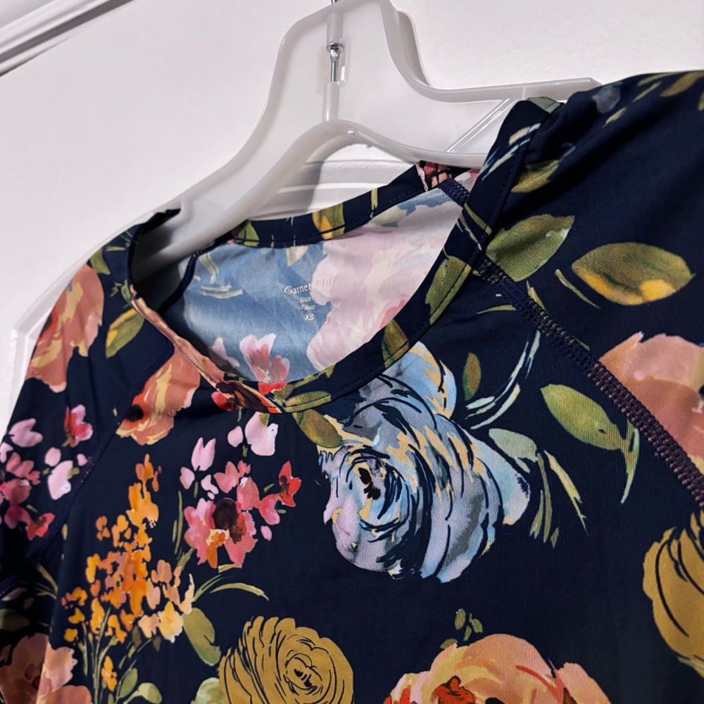 NWT Garnet Hill Navy Floral Long-Sleeve Shirt Swimwear XS - Picture 5 of 9